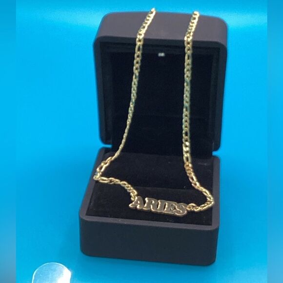 ⭐️Aries Zodiac Nameplate 14k Gold Figaro Chain Necklace 🌙 - Picture 6 of 14